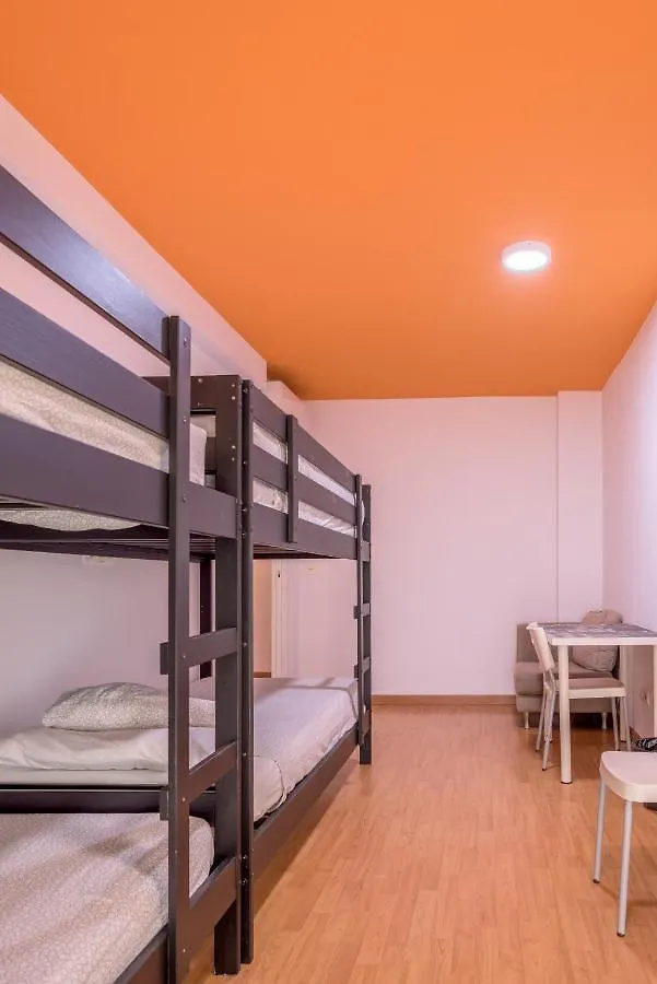 Lunalba Malaga Hostel