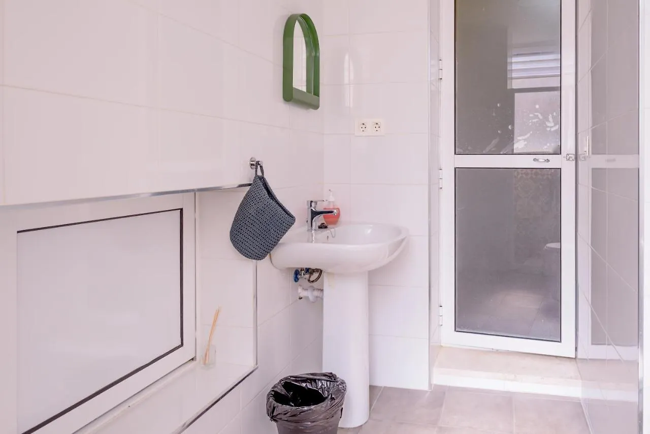 Hostel Lunalba Malaga