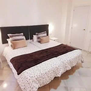 2* Pensión Fan Duquesa